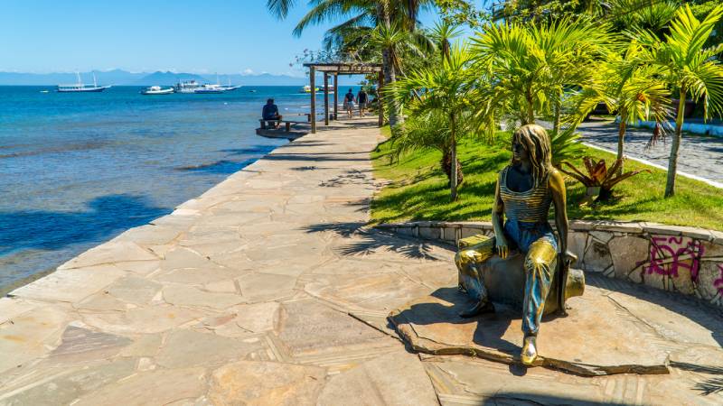 Descubra a beleza encantadora da Orla Bardot em Búzios
